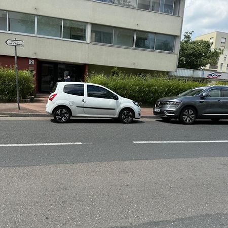 Appartement 3 Pieces Pour 1 A 5 Voyageurs Rillieux-la-Pape Kültér fotó